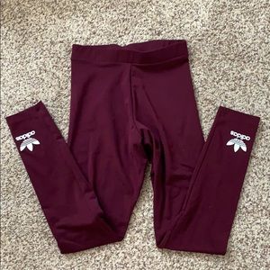 Women’s Adidas Maroon Leggings💓